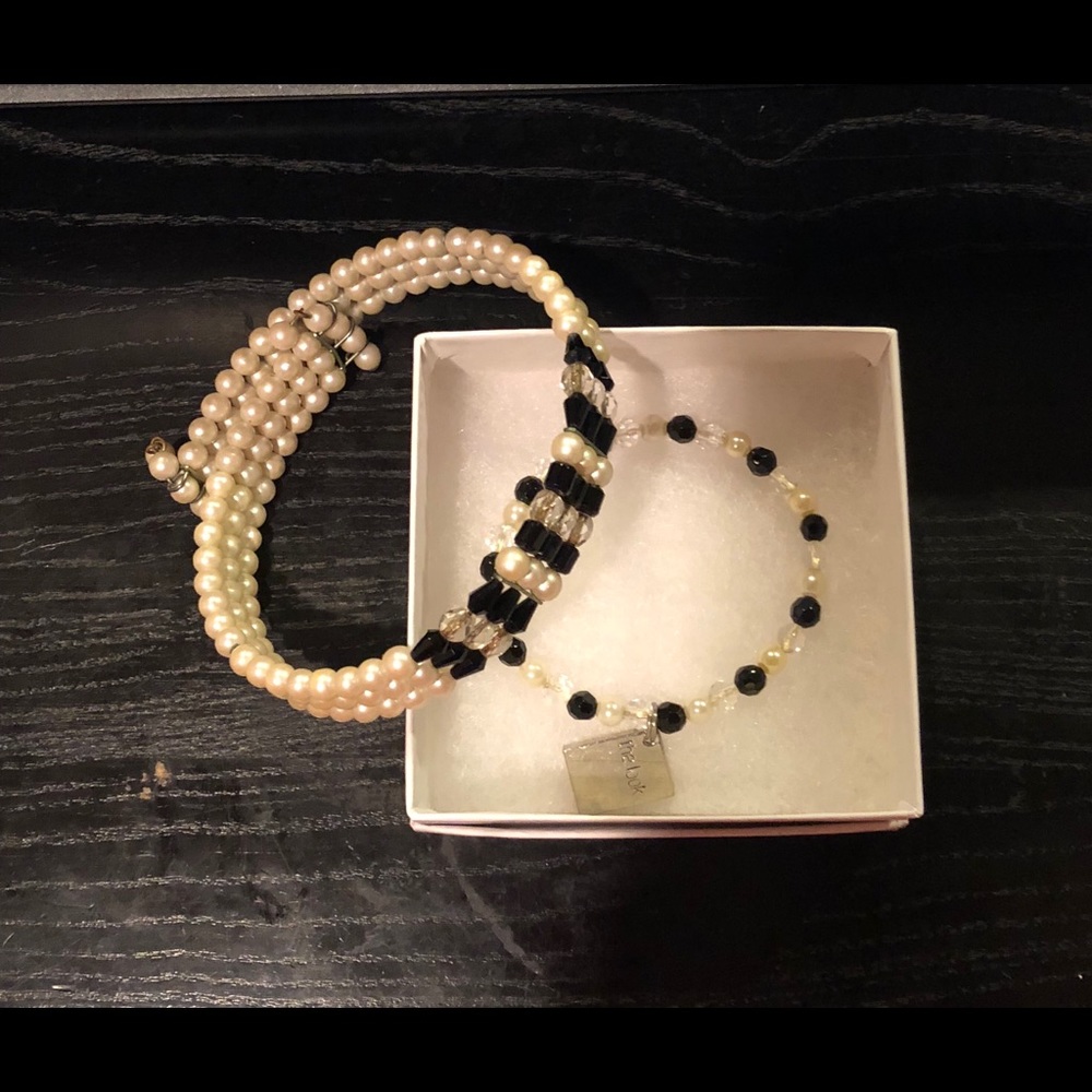 Custom faux pearl choker necklace and bracelet